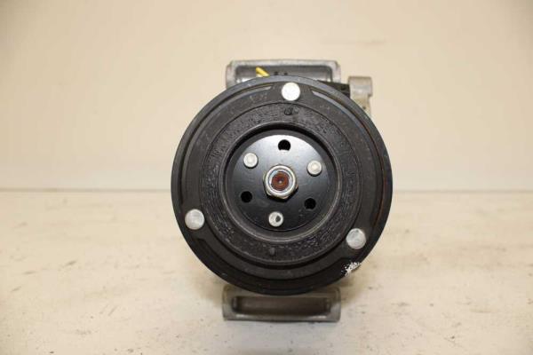 COMPRESSEUR DE CLIMATISATION OPEL - Vue 2